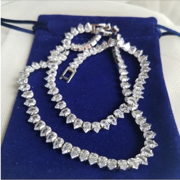 Swarovski Elements White Gold Plated Teardrop Tennis Necklace NEW - Picture 8 of 8